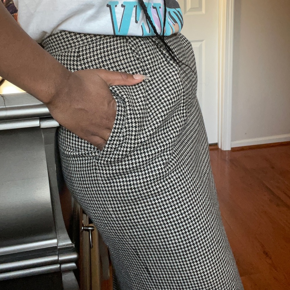 Color: Denim
Size: Small
Price: $15 USD
Condition: Gently Worn